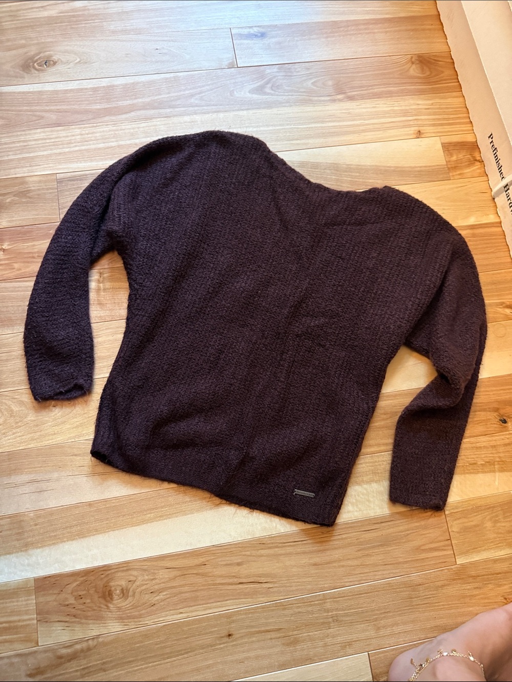 Cozy Women's Dark Brown/Red Crewneck Sweater